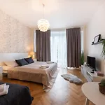 Luxury Apartment In Prime Location